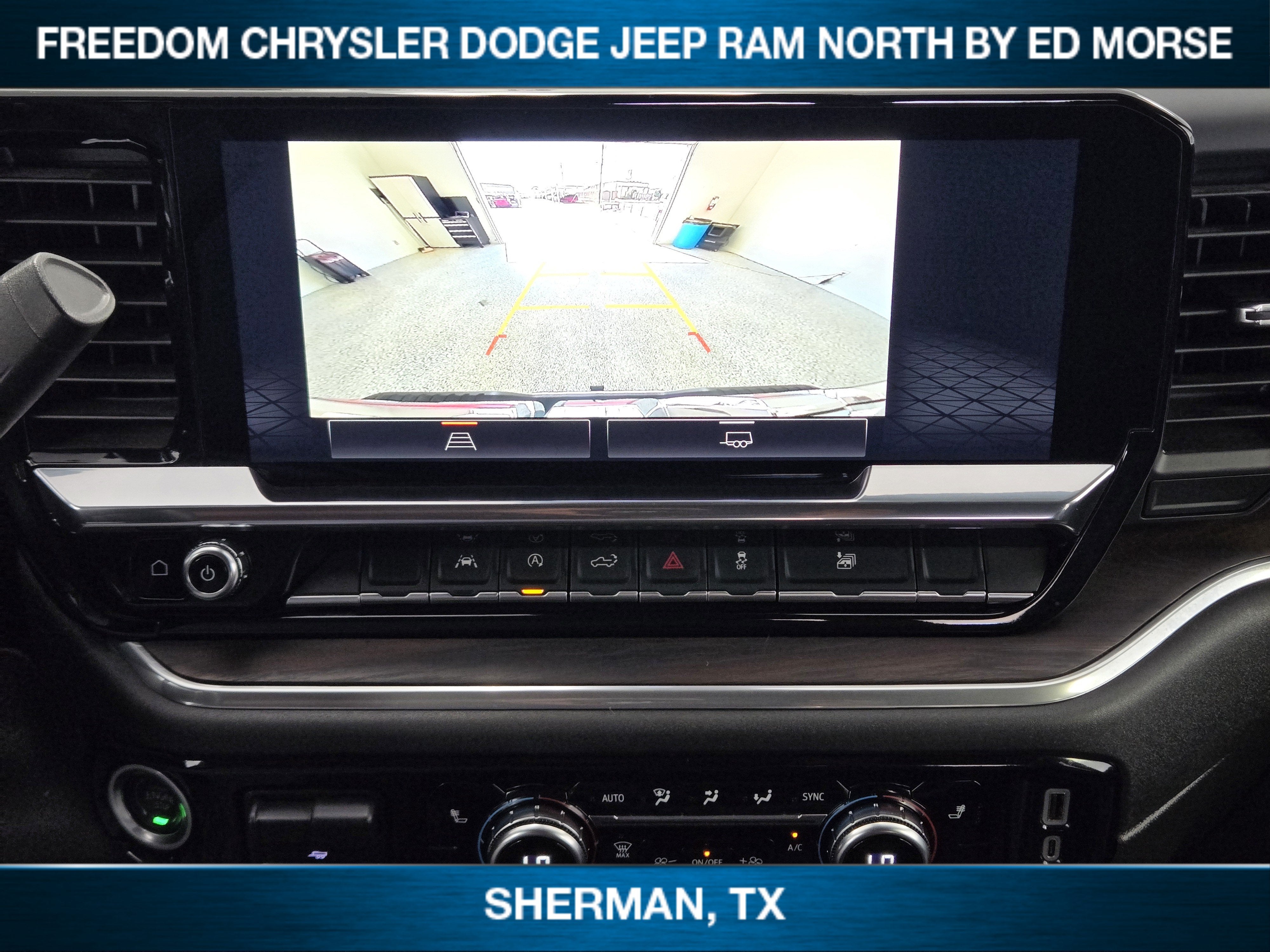 2025 GMC Sierra 1500 4WD Crew Cab Short Box SLT