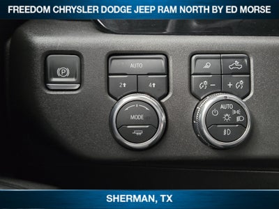 2025 GMC Sierra 1500 4WD Crew Cab Short Box SLT