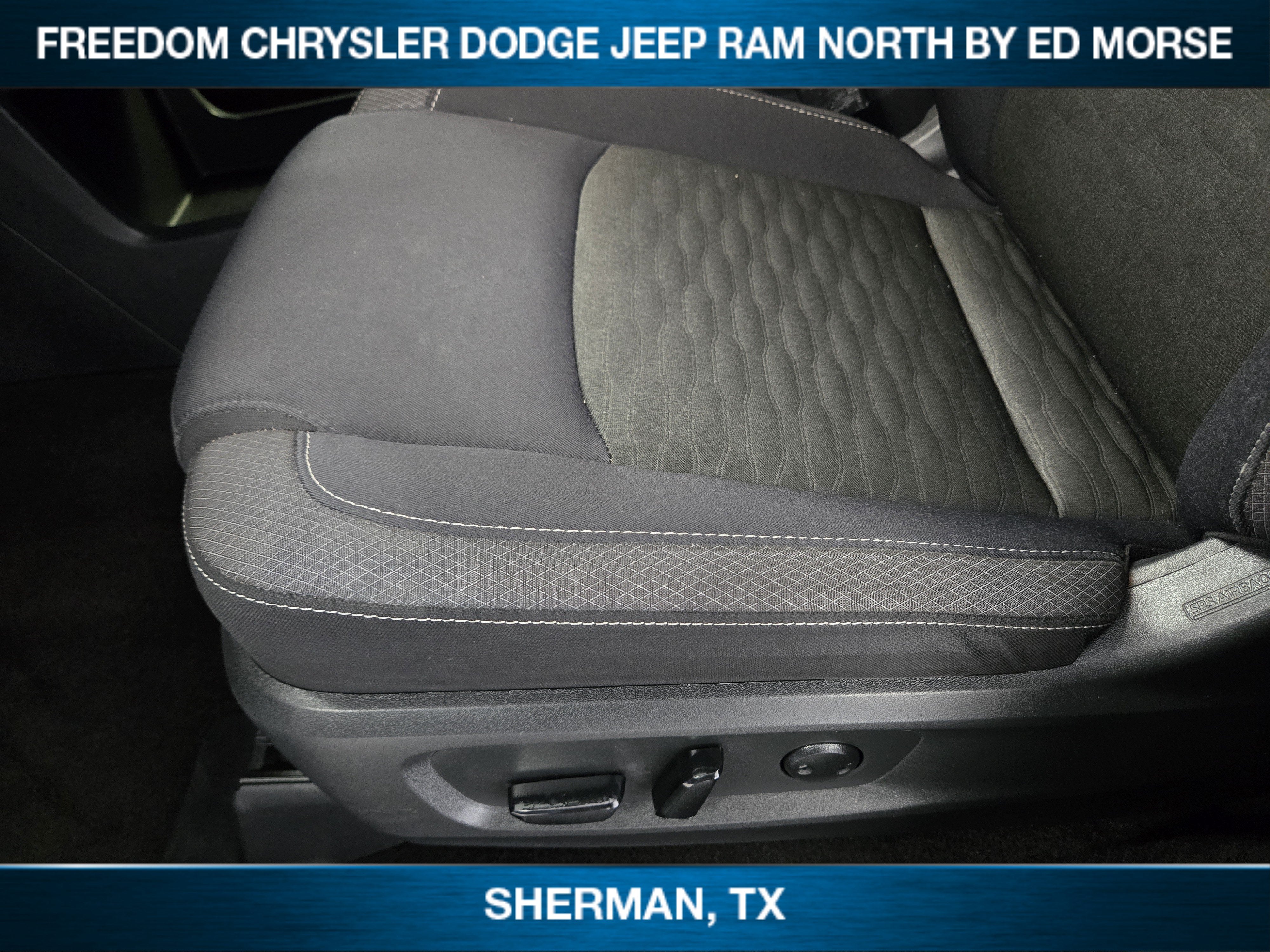 2025 Nissan Pathfinder SV FWD