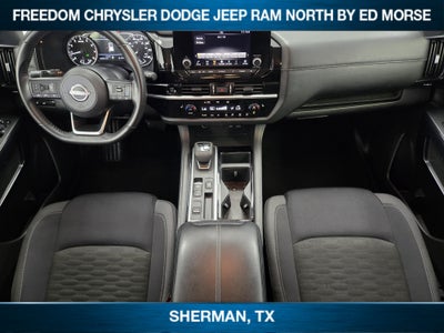 2025 Nissan Pathfinder SV FWD